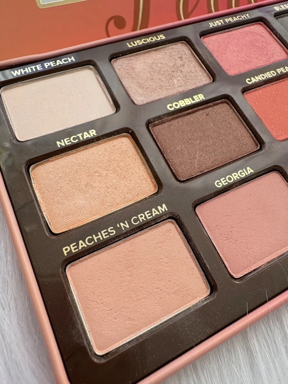 Too Faced Sweet Peach Eyeshadow Palette – New / Unused - no box - Picture 4 of 7